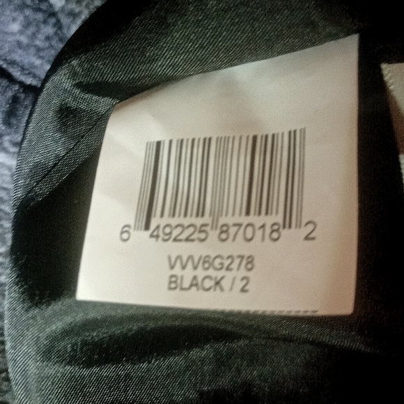 BCBG MAXAZRIA-STRAPLESS-BOW- BTWN/CUPS-HALFBOW CENTER@BREAST-TIE@FRONT/SIDE - Picture 7 of 8